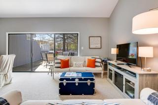 Sea Colony --- 6501 Woodland - 5