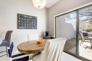 Sea Colony --- 6501 Woodland - 3