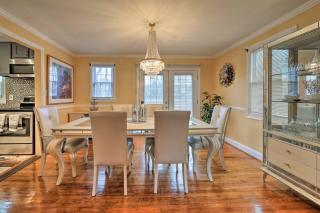 3-Story Home Deck 7 Mi to Downtown Baltimore - 5