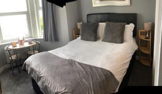 Beechwood House - 1