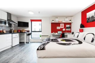 Yugo Explore - Arofan House - Cardiff - 8