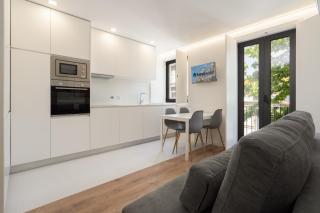 Host Wise - Bright & Contemporary Flat - Ace Location - Porto - 7