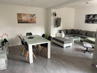 Große moderne Ferienwohnung, ruhige Innenstadtlage - Kassel - 9