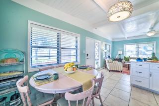 1 Block to Beach Panama City Beach Retreat, Pool - Panama City Beach - 1