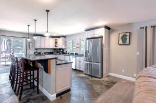 Skyline Manor - 3