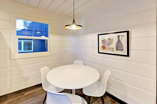 Manzanita Holiday 4 - 1