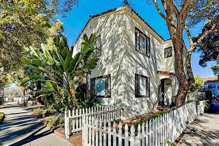 East Beach Retreats - 9