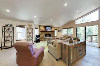 Prospector Palace - South Lake Tahoe - 0