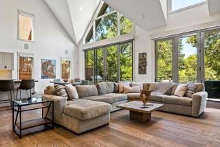 Luxury Lakefront Retreat - Lake Arrowhead - 0