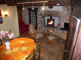 Stone House in Sibiril near Sandy Beach - Sibiril - 3