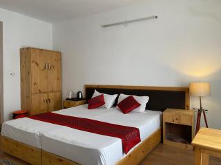 Mangyul guest house - Leh - 8