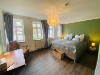 Fewo Heinrichser Markt - 2 Schlafzimmer mit Sauna und Terrasse - Suhl - 8