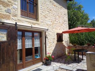Les dessous de la grange - Larroque-Toirac - 2