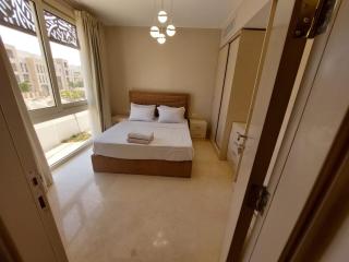 EL Gouna Mangrovy 1 BR back view no couple - 1