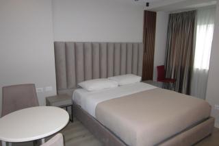 Freddy's Hotel - Tirana - 6