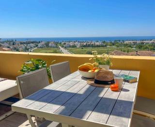62 - Penthouse in Los Almendros with fantastic vie - Marbella - 1