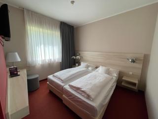 Serways Hotel Spessart - Rohrbrunn - 2