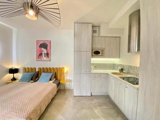 Luxury Panda Apartment in Old Town - Krakow - 5
