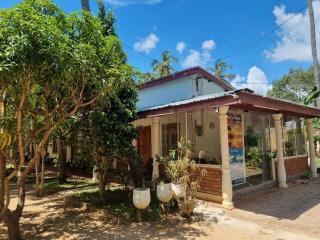 Hotel Sea Shadow - 1