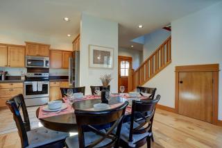Bunk House - Redmond - 3