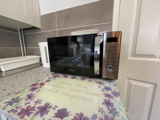 Large Ground Floor Studio Holiday Apartment Skegness - Flat 12 - Lincolnshire - 9