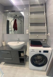 Klimatyzowany apartament z miejscem garażowym - 1