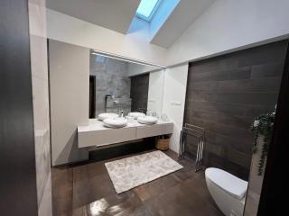 Apartmán s vírivkou v centre - Banská Bystrica - 4