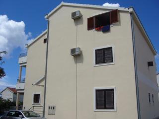 Apartments Dada - Turanj - 4