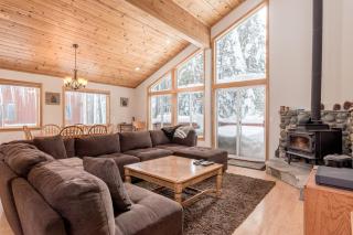 Falcon Point Manor - Truckee - 0