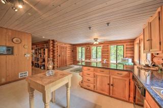 Riverfront Troy Cabin Ready with Bikes and Rafts! - 3