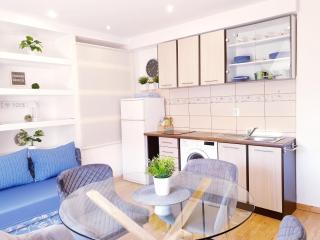 Apartments Sandra in the historical center of the city - Supetar - 5