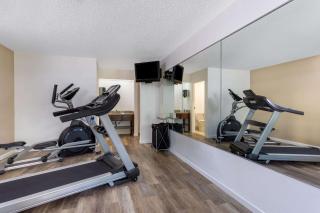 Baymont by Wyndham Tallahassee - Tallahassee - 7