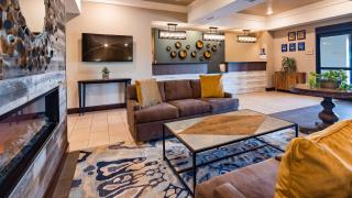 Best Western Plus Overland Inn - Fort Morgan - 9