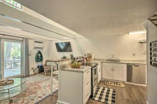 Quaint Tignall Cabin with Deck and Private Dock! - Tignall - 4