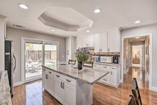 Family Home in Walkable Area Near Silicon Valley! - Campbell - 3