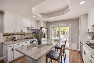 Family Home in Walkable Area Near Silicon Valley! - Campbell - 2