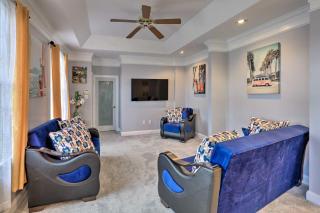 Dayton House with Private Hot Tub, Patio, Grill - - 7