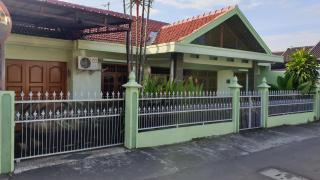Yoda Yosandra Homestay - 9