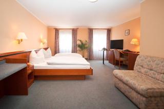 Hotel-Gasthof Postbräu Dingolfing - 9