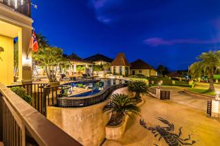 5 Bedroom Pool Villa Close To Town H5 - Hua Hin - 1