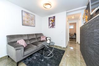 Golden SeaView Holiday Home - Mlini - 8