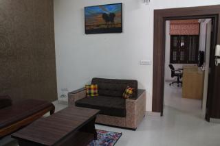 Indo Stay Private Apartment in Raja Park - Jaipur - 3