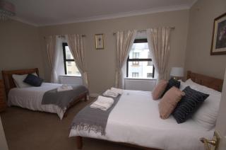 Lizzys Little Kitchen Town Accommodation - Listowel - 4