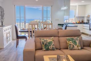 Panamanian Blue Sea View Flat - 6