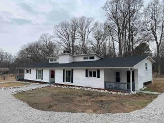 Mountain Vibes at Hidden Pond Lodge - 3beds/2bth - Knightdale - 6