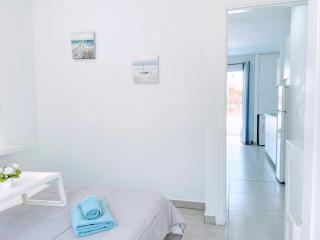 Blue Island Pool View & Wi-Fi by iRent Fuerteventura - Corralejo - 2