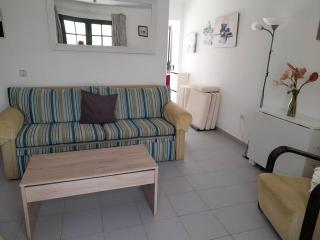 Fabulous 1-Bed Apartment in Puerto del Carmen - Puerto del Carmen - 5