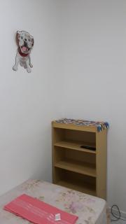 Sua Kitnet na Praia 12 Atenção PEQUENA Só prá dormir Ambiente Familiar Ar Cond TV Microondas Frigobar Internet Centro - 3