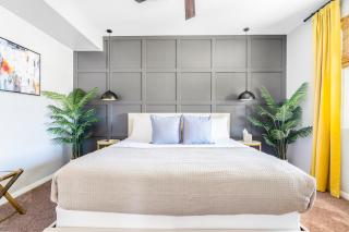 GAMEROOM, King Beds, Movie Projector, Heated Saltwater Pool, Golf and Games! - 9