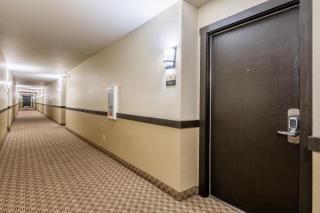 New Listing 2 bedroom and Loft 2 bath Summit E Bldg 12 condo sleeps 8 Steps to Eagle Lodge Chair 15 - Mammoth Lakes - 6
